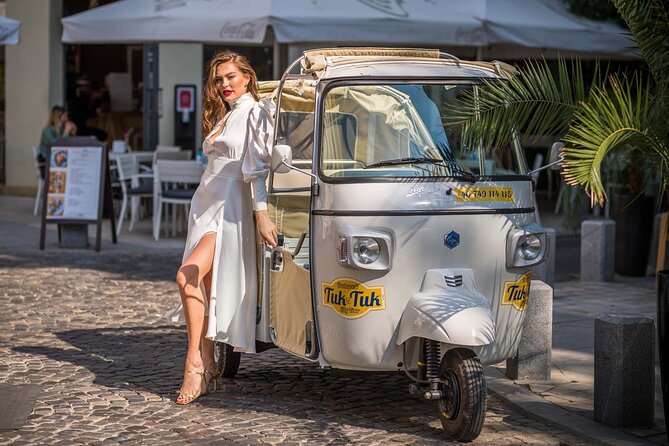 Tuk Tuk Bucharest Romantic Tour with miniBAR - Romanian Athenaeum exterior appreciation (and the ticket question)