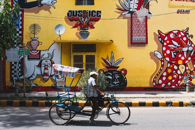 Tuk Tuk Delhi Experience - Stop 3: India Gate and the landmark moment