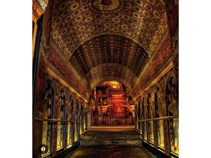 Tuk Tuk Kandy City Tour By Local Guide - Nelligala Temple to Gadaladeniya Temple: more temple time, different mood
