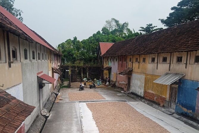 Tuk Tuk Kochi Tours with pickup from Cruise Ship - Mattancherry Palace, Princess Street, and Loafer’s Corner views