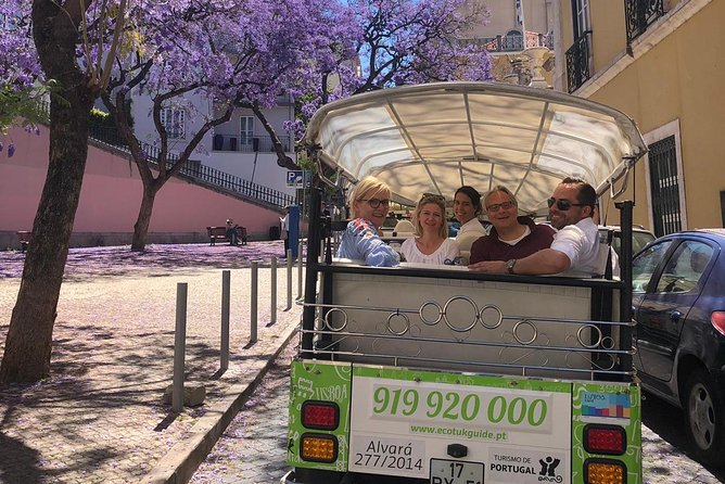 Tuk Tuk Lisbon: The Best of Lisbon in Half a Day - The guide experience: why this tour rate is so high