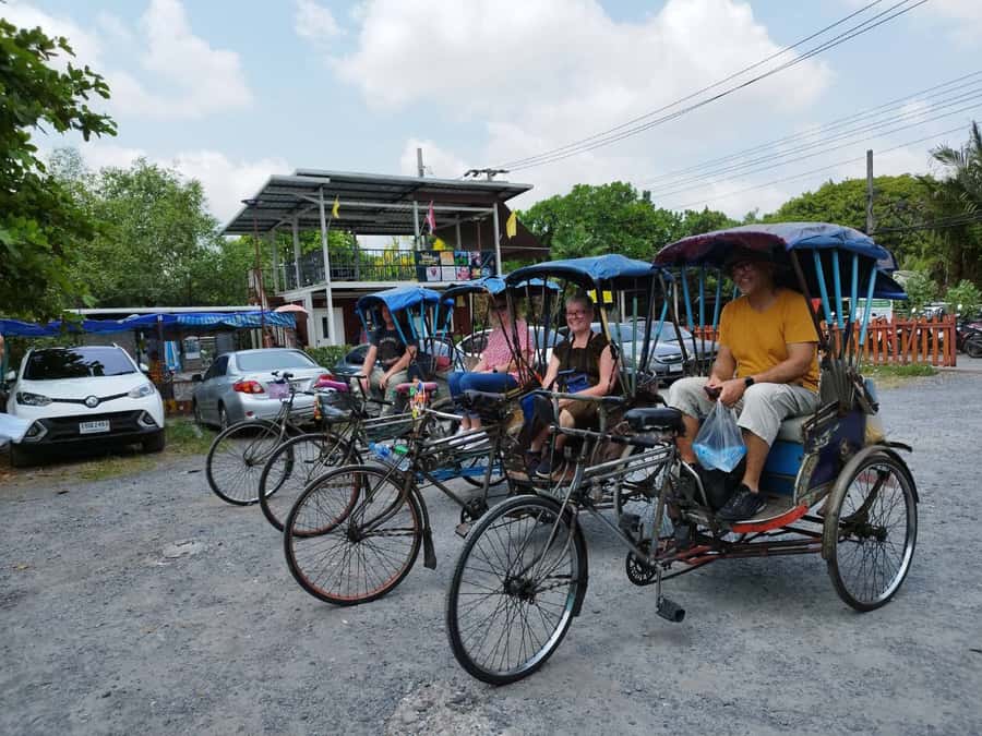 Tuk-Tuk, Longtail-boat and Rickshaw Bangkok jungle Tour - Sri Nakhon Khuean Khan Park: greenery plus walkable trails