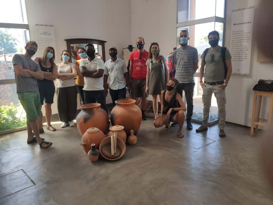 TUK TUK MAPUTO CITY TOUR - The guide experience: English, Portuguese, and the value of questions