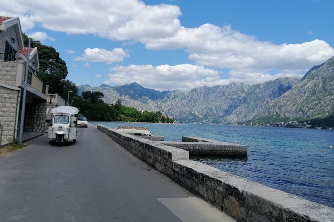 Tuk Tuk Montenegro: Magnificent Boka Bay - Porto Montenegro: 30 minutes to switch from viewing to doing