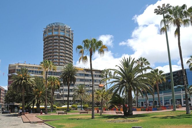 Tuk-Tuk Neighbourhoods Tour around Las Palmas de Gran Canaria - Meeting at Plaza de Canarias: Easy Start, No Hotel Detours