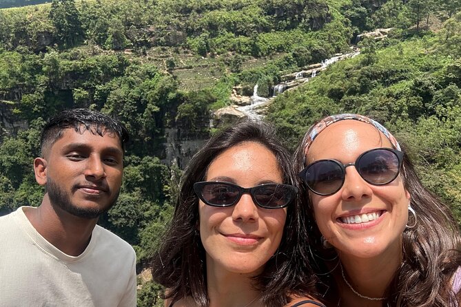 Tuk Tuk Nuwara Eliya Tea Falls Adventure - Stop 1: Ramboda Waterfall—when the day gets wet