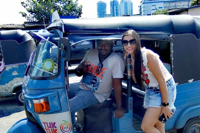 Tuk Tuk Private Safari Tour Exploring Sri Lanka's Capital Colombo - Pettah Market: The City’s Senses Turn Up High (In a Good Way)
