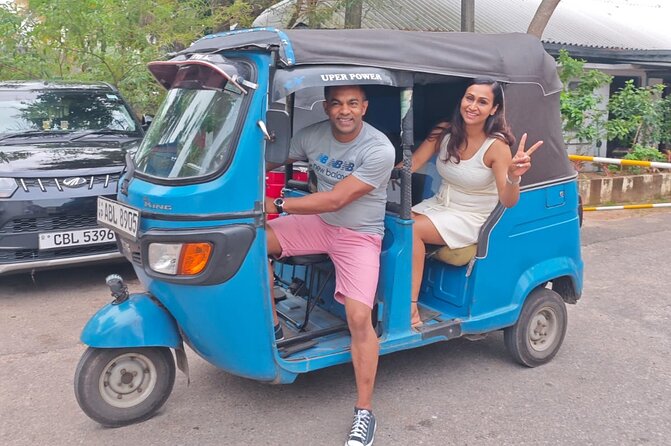 Tuk Tuk Private Tour Exploring Sri Lanka Capital of Colombo - Parks, Independence Square, and a classic Colombo waterfront vibe