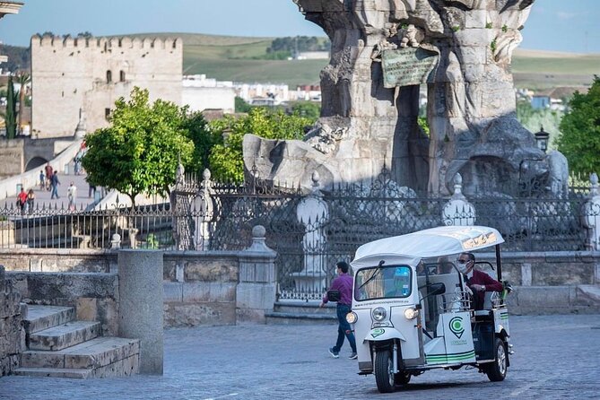 Tuk tuk route through Córdoba - Timing, Comfort, and Photo Breaks in a 1-Hour Tour