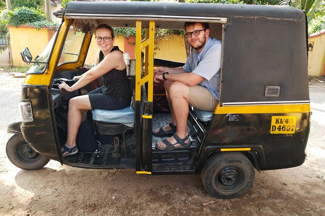 Tuk-Tuk Shopping Tour in Kochi – Spices,Crafts,Silks & Souvenirs - Antique Museum Kochi and the Chinese Fishing Nets snapshot