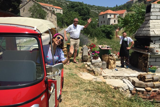Tuk Tuk Sightseeing Tour of Hvar - Petar’s Role: Stories, Folklore, and Photo Help