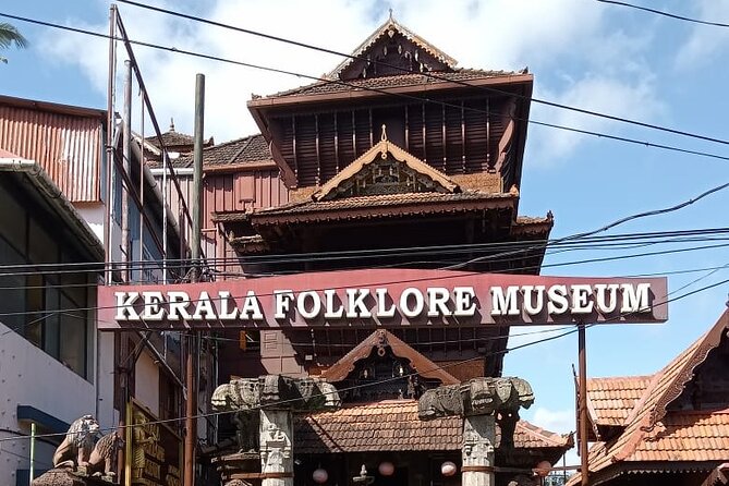 Tuk Tuk tour in Cochin with Port pick-up - Museums and Portuguese/Dutch-era layers