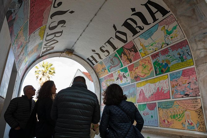 Tuk Tuk Tour in Lisbon's Old Town - Tram 28 - Miradouro Das Portas do Sol: The Postcard View in Minutes