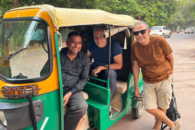 Tuk Tuk Tour of Taj Mahal With Experienced Driver - Taj Mahal: what 2 hours feels like and why tickets matter
