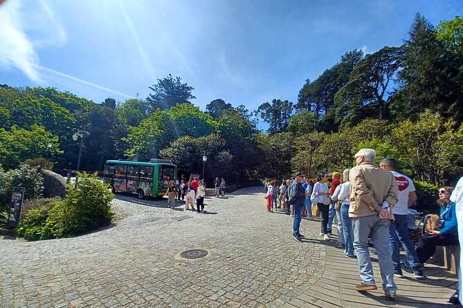 Tuk Tuk Tour Sintra Cascais – Palaces & Coastal Views - Cascais on the way back: a seaside village moment