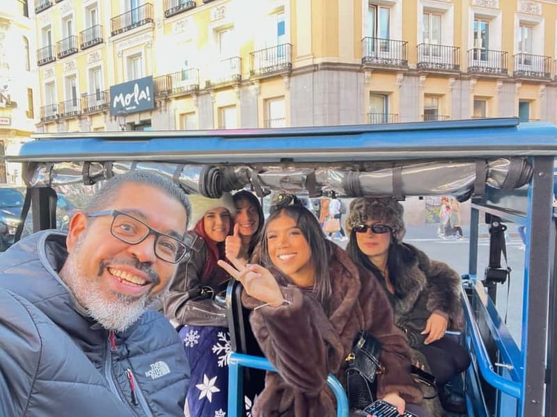 Tuktuk historical tour of Madrid 1 Hr in a fun and original way - Key things to know before you ride