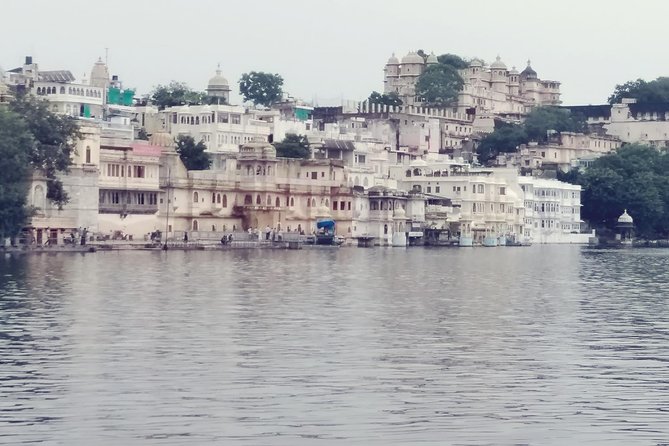 Udaipur sightseeing by tuk tuk or car - Stop-by-stop: Udaipur’s big sights without feeling rushed