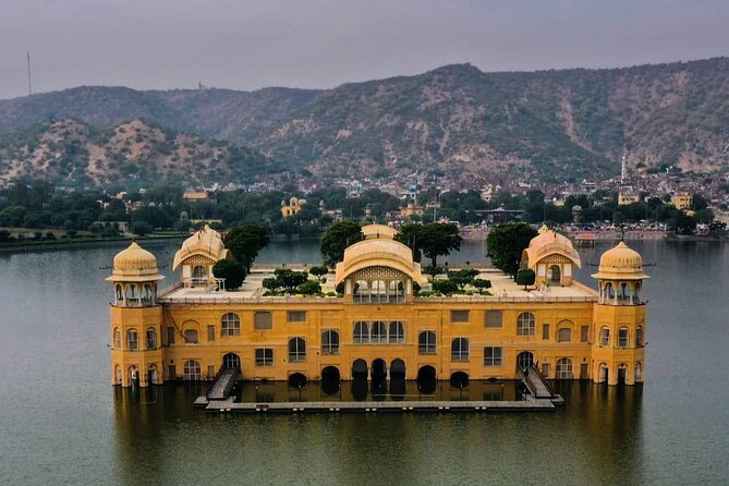 Ultimate Jaipur Tuk Tuk Tour with Pickup - City Palace of Jaipur: Where Maharaja Jai Singh’s Story Starts