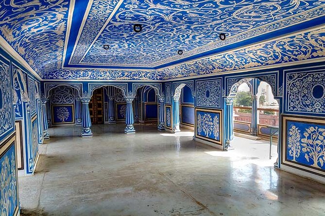 Ultimate Jaipur Tuk Tuk Tour with Pickup - Jal Mahal by Man Sagar Lake: A Quick Stop with a Nice Setting