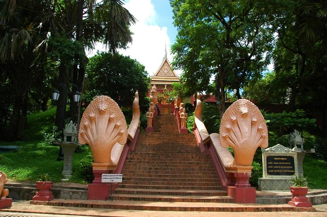 Ultimate Phnom Penh Food Tour by Tuk Tuk: 20 Tastings and Drinks - Key highlights you’ll feel on the street