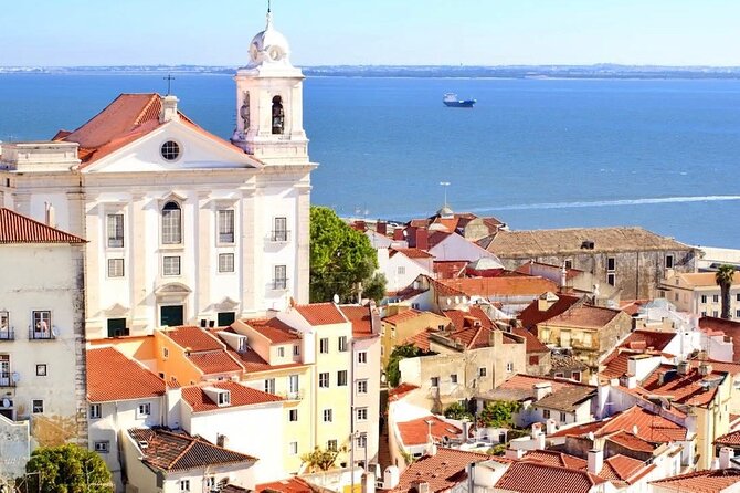 Unforgettable 3 Hours Lisbon City Tour with Tuk Tuk - The tuk-tuk tempo: how a 3-hour Lisbon loop actually feels