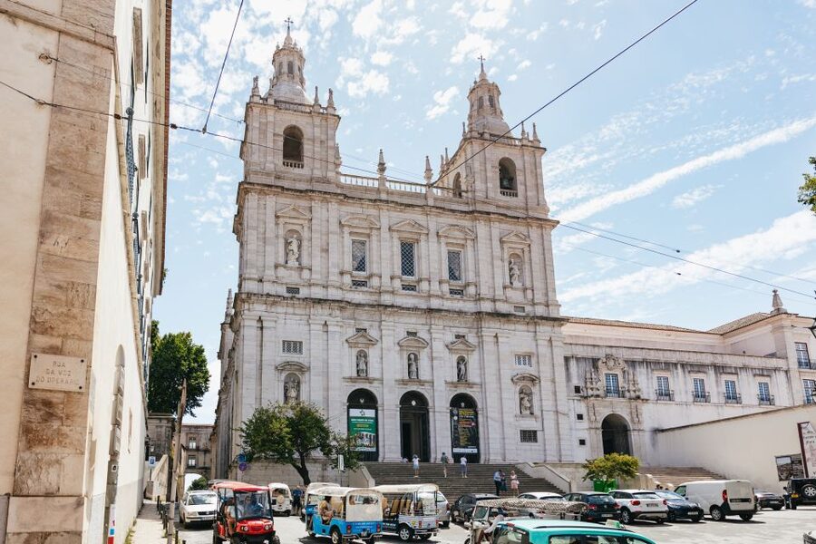 Vadio: Lisbon Old Town Private Tuk Tuk Tour - Why a tuk tuk makes sense in Lisbon’s oldest neighborhood ring