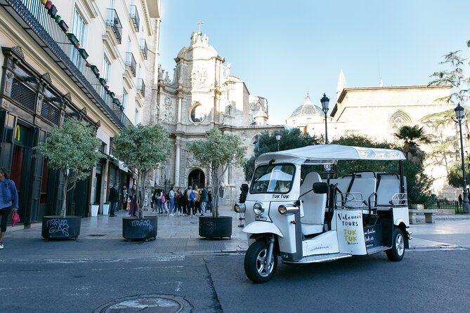 Valencia Complete Tour by Tuk Tuk - Port de València and the Marina Real: Sea Views Without Extra Planning