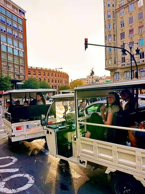 Valencia: Full Tuk Tuk Tour 2H - Where the Tour Starts: Serranos Towers and Instant City Orientation
