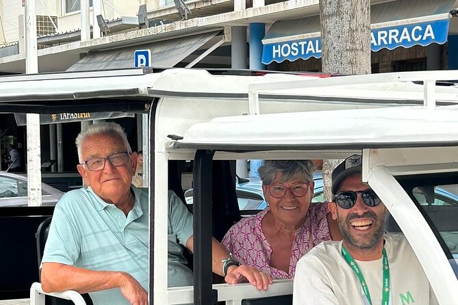 Valencia: Tuk tuk tour - Starting in Ciutat Vella: Find the Meeting Point Like a Local