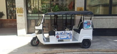 Valencia: TukTuk Tours - Audio guide + Bluetooth control: your ride, your sound