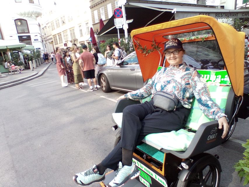 Vienna: Tour RAXI (electric rickshaw) 3 hours in Vienna - Price and value: what $182 buys for a private 3-hour Vienna route