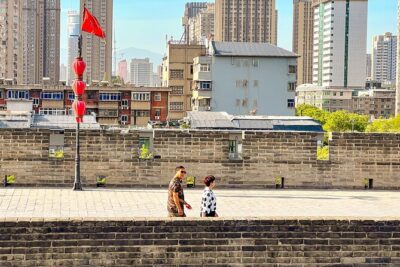 Xi’an Terracotta Warriors, City Wall and Tuktuk Food Tour - Xi’an City Wall: the walking break that keeps your brain awake
